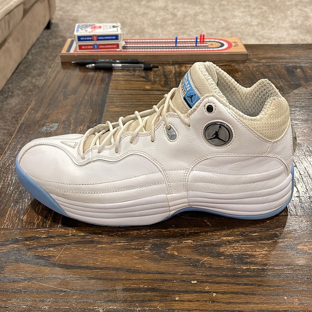 Jordan Team 1 University Blues